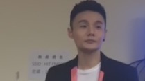 李榮浩 - 被催婚?李榮浩后臺采訪