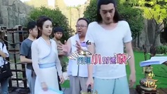 楚喬花絮社:高甜射箭花絮 趙麗穎腳搭林更新肩膀