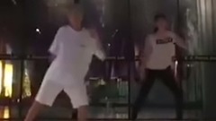 帥氣舞步