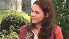 Kristen Stewart - 《白雪公主與獵人》劇組參加Erotica讀書會 - MTV采訪