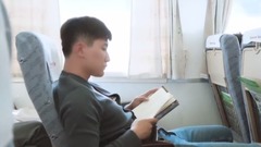 情歌唱的沒有從前那么認真