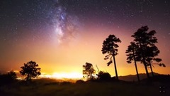 遙望滿天星斗的夜晚