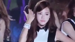 Jessica被泰妍Tiffany允兒少女時代這些年的排擠