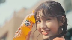 Somi芬達代言廣告