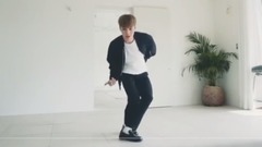 ASTRO DDOCA in 封面拍攝場