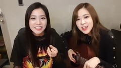 彈彈吉他聊聊天-JISOO和ROSE直播cut