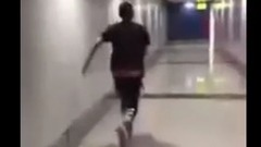 陳學冬機場跑廁所,笑死了!