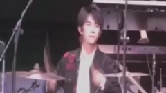 易烊千璽 架子鼓 表演