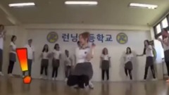 泰妍SUNNY跳舞環節視頻一則