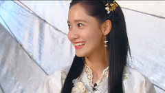 少女時代允兒古裝片場受采訪,關鍵這是什么古裝劇?