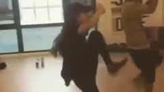 昆凌“拳打腳踢”超厲害