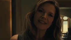 大表姐驚悚新片<母親>新片段曝光 兩個女人飆演技 米歇爾菲佛有望再奪奧斯卡