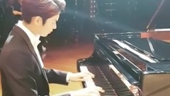 西服金希澈鋼琴演奏致愛麗絲