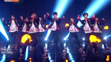 TRCNG - TRCNG - Spectrum - KBS音樂銀行 現場版 17/10/13