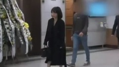 允兒前往金柱赫靈堂吊唁視頻一則 17/11/02