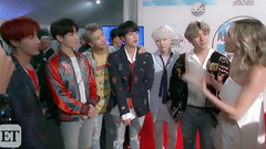 Etertainment Tonight在AMAs紅毯采訪防彈少年團