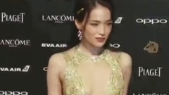舒淇中門大開出席金馬獎 自覺造型剛剛好