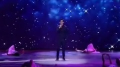 2017國劇盛典首曝片花: 胡一天獻唱<追光者> 變"低音炮"