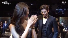 裴秀智2017 SBS演技大賞(當你沉睡時)best couple獎獲獎視頻