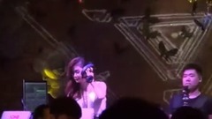 大哲的一首<藕斷絲連>DJ版,不知誰聽過,好聽極了!