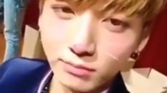 拋開舞臺上的霸氣,其實我們Jungkook還是個Baby