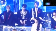 IU,WANNA ONE對防彈少年團 春日 表演的反應