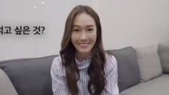 鄭秀妍帶領大家參觀她的公司視頻一則