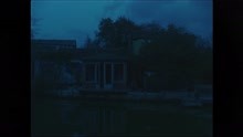 Naya - Girl On the Moon (Une fille de la lune) (Clip officiel)
