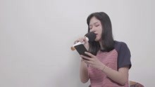  - 美女翻唱《我懷念的》好聽