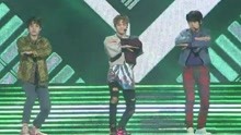 Stray Kids - Stray Kids & 張祐榮 - Go Crazy+HANDS UP - KCON 2018 Japan 18/04/19