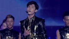 東方神起 - 東方神起 - Humanoids - 2013世界巡演
