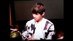 金泰亨收到西瓜