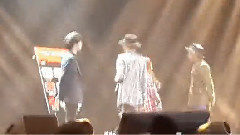 勝利要玩掃把高爾夫