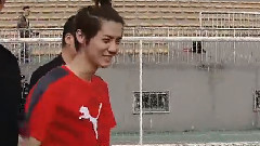 2015鹿晗足球春日會 鹿晗上半場受傷上藥