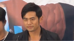 與學生大合照