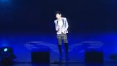 背對背擁抱