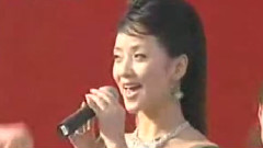桃花紅杏花白