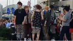 清涼里簽售 入場