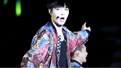 Lay張藝興 2nd Photobook 'Stuck On You' Mini DVD Teaser