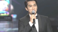 宋承憲獻花 - 2014MAMA紅毯&采訪 現場版 14/12/03