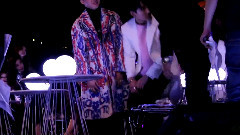 2pm上嘉賓席