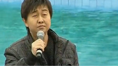 眾人劃槳開大船
