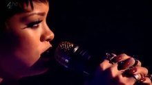 Rihanna - What Now 2013ACCM現場版