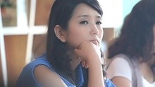 何潔 - 經過