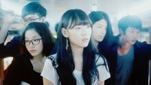 我們背對著青春