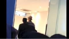 EXO在SM樓前