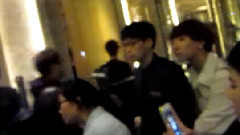 音悅臺頒獎后酒店等待B.A.P