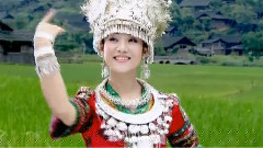 苗家姑娘過山來