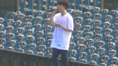 Tell Me What Is Love彩排