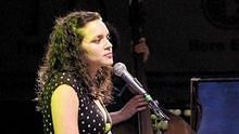 Norah Jones - Are You Lonesome Tonight 現場版